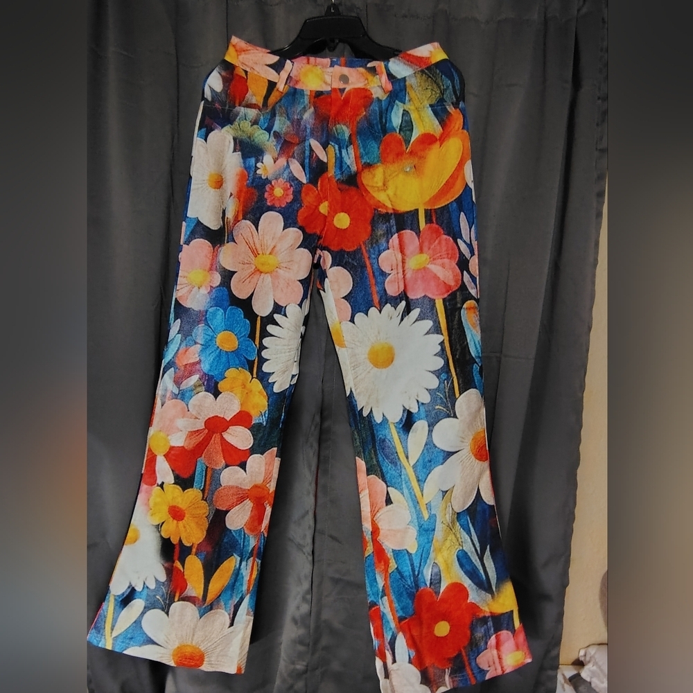 Colorful Floral Pants - Picture 5 of 12